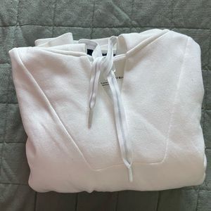 Stylish/ comfortable under armor cropped hoodie